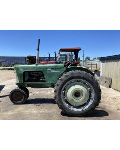 Oliver® Tractor 770